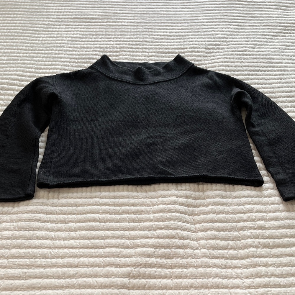 PierAntonioGaspari Black Cropped Women’s Sweater, size 8
